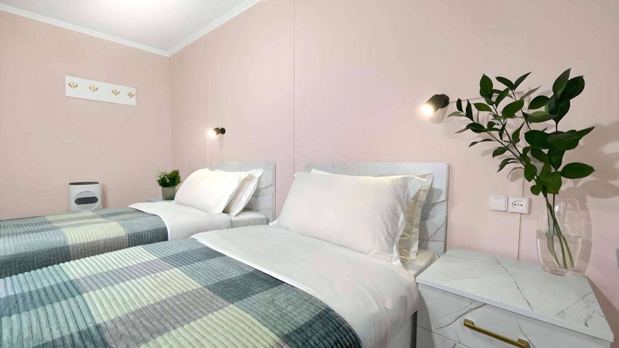 Guesthouse Liliia Karakol Dış mekan fotoğraf